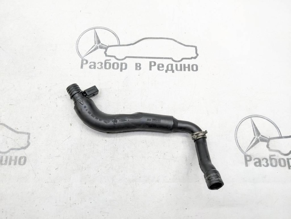 Трубка вентиляции картерных газов MERCEDES-BENZ C-класс W203/S203/CL203 (2000 - 2004) фото 1 — Разборка Мерседес