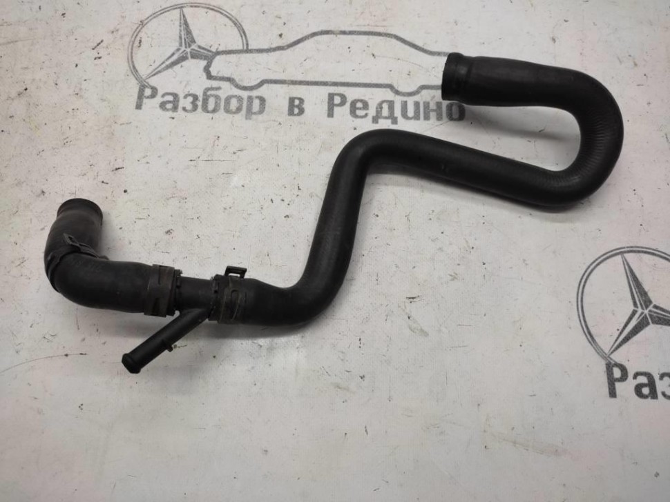 Патрубок ОЖ MERCEDES-BENZ Sprinter W906 (2006 - 2019) фото 1 — Разборка Мерседес