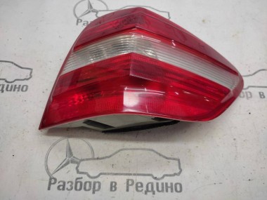 Фонарь задний правый MERCEDES-BENZ M-класс W164 (2005 - 2008) — Разборка Мерседес