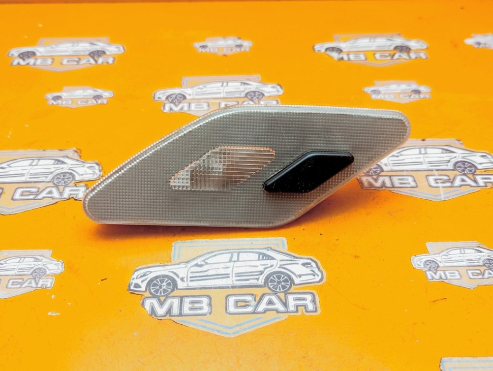 Плафон салона MERCEDES-BENZ S-класс W140 (1991 - 1998) фото 1 — Разборка Мерседес