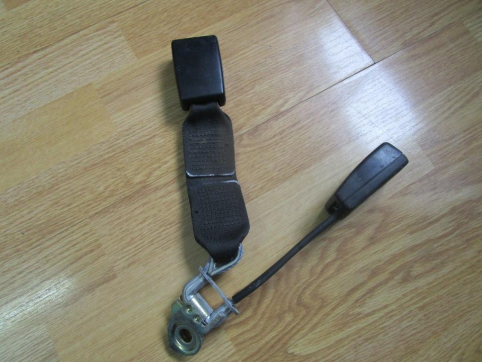 Замок ремня безопасности MERCEDES-BENZ E-класс W210/S210 (1995 - 1999) фото 1 — Разборка Мерседес