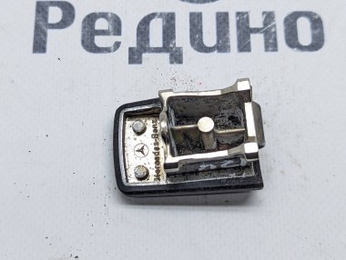 Крышка ручки двери MERCEDES-BENZ W124 W124/S124/C124/A124 (1984 - 1993) — Разборка Мерседес