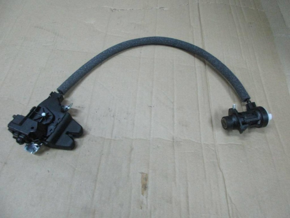 Замок багажника MERCEDES-BENZ E-класс W212/S212/C207/A207 рестайлинг (2013 - 2016) фото 1 — Разборка Мерседес