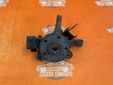 Кулак поворотный передний правый MERCEDES-BENZ Vito W638 (1996 - 2003) — Разборка Мерседес