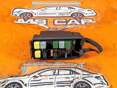 Блок предохранителей MERCEDES-BENZ R-класс W251 рестайлинг (2007 - 2010) R 350d 3.0 4MATIC 7G-Tronic (224 л.с.) &mdash; Разборка Мерседес