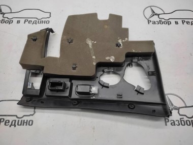 Накладка торпеды MERCEDES-BENZ M-класс W164 (2005 - 2008) — Разборка Мерседес