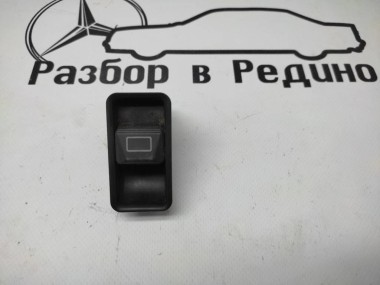 Кнопка сдвижного люка MERCEDES-BENZ W124 W124/S124/C124/A124 (1984 - 1993) — Разборка Мерседес