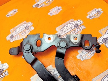 Петля капота MERCEDES-BENZ C-класс W204/S204/С204 рестайлинг (2011 - 2015) &mdash; Разборка Мерседес