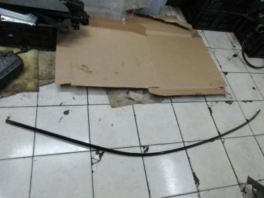 Молдинг крыши MERCEDES-BENZ E-класс W211/S211 (2002 - 2006) — Разборка Мерседес