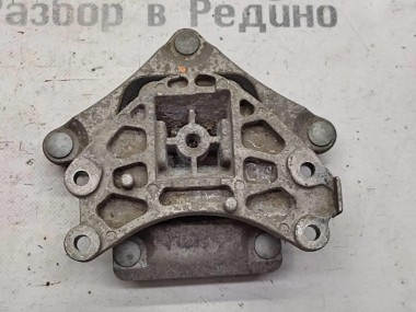 Опора КПП MERCEDES-BENZ C-класс W205/S205/C205/A205 (2014 - 2018) — Разборка Мерседес