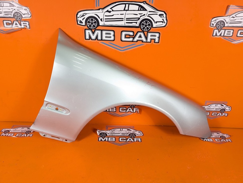 Крыло переднее правое MERCEDES-BENZ S-класс W220 (1998 - 2005) фото 1 &mdash; Разборка Мерседес