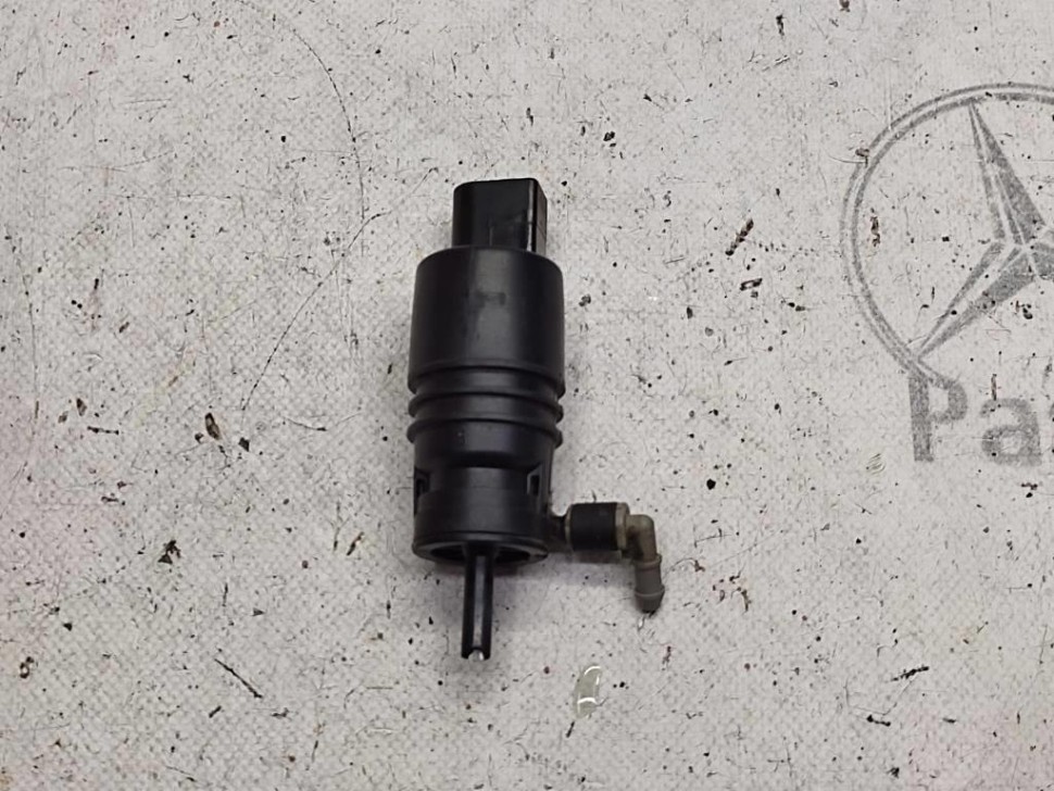 Насос омывателей MERCEDES-BENZ S-класс W221 (2005 - 2009) фото 1 — Разборка Мерседес