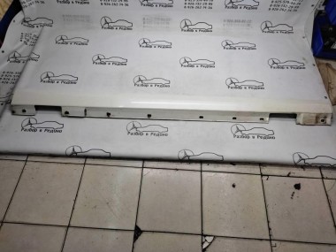 Порог пластиковый правый MERCEDES-BENZ C-класс W204/S204/С204 рестайлинг (2011 - 2015) — Разборка Мерседес