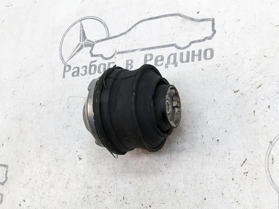 Опора двигателя MERCEDES-BENZ S-класс W221 (2005 - 2009) фото 1 — Разборка Мерседес