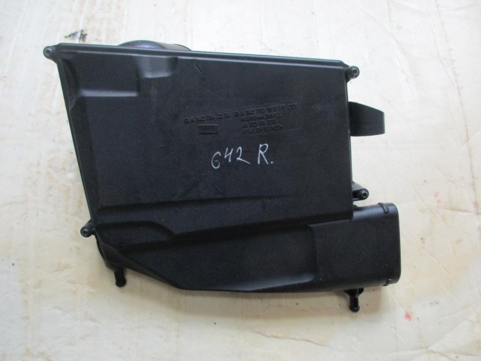 Корпус воздушного фильтра MERCEDES-BENZ S-класс W221 рестайлинг (2009 - 2013) фото 1 — Разборка Мерседес