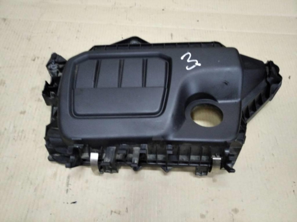 Крышка двигателя декоративная MERCEDES-BENZ V-класс W447 (2014 - 2025) фото 1 — Разборка Мерседес