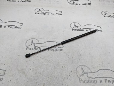 Амортизатор крышки багажника MERCEDES-BENZ A-класс W168 (1997 - 2001) — Разборка Мерседес