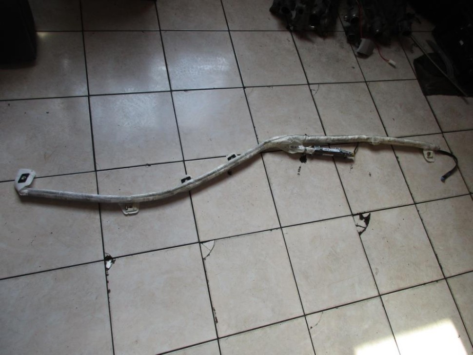 Шторка безопасности левая MERCEDES-BENZ C-класс W204/S204 (2006 - 2011) фото 1 — Разборка Мерседес