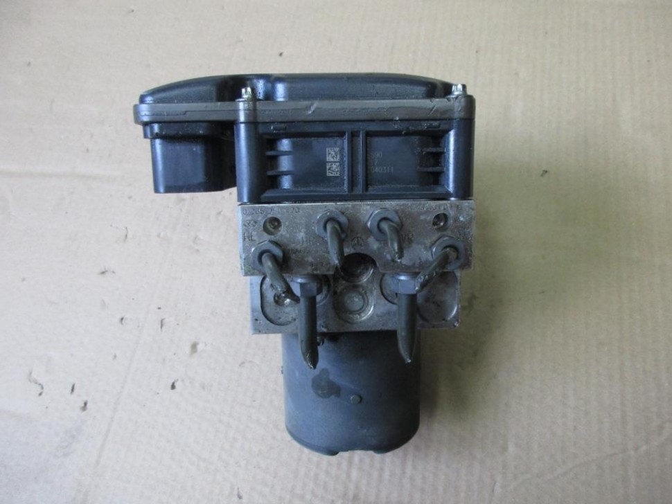 Блок ABS MERCEDES-BENZ CLS-класс C218/X218 (2010 - 2014) фото 1 — Разборка Мерседес