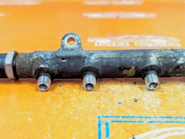 Рампа топливная MERCEDES-BENZ V-класс W639 (2003 - 2014) — Разборка Мерседес