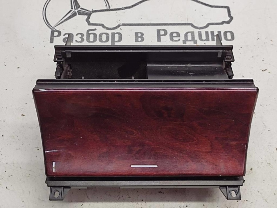 Пепельница MERCEDES-BENZ E-класс W210/S210 рестайлинг (1999 - 2003) фото 1 — Разборка Мерседес