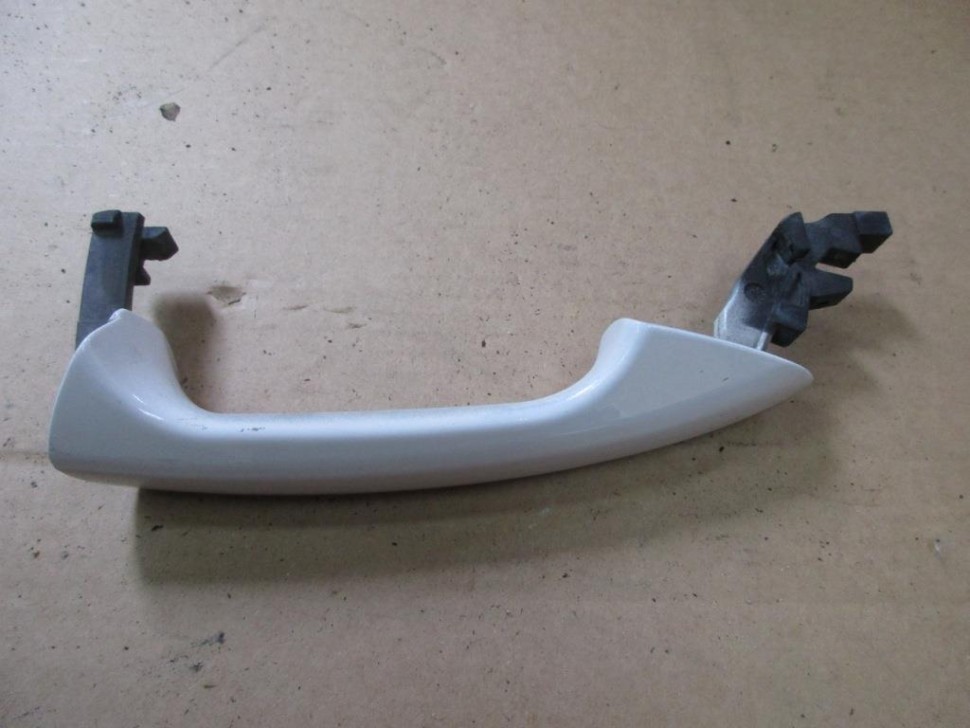 Ручка двери наружняя MERCEDES-BENZ E-класс W212/S212/C207/A207 рестайлинг (2013 - 2016) фото 1 — Разборка Мерседес