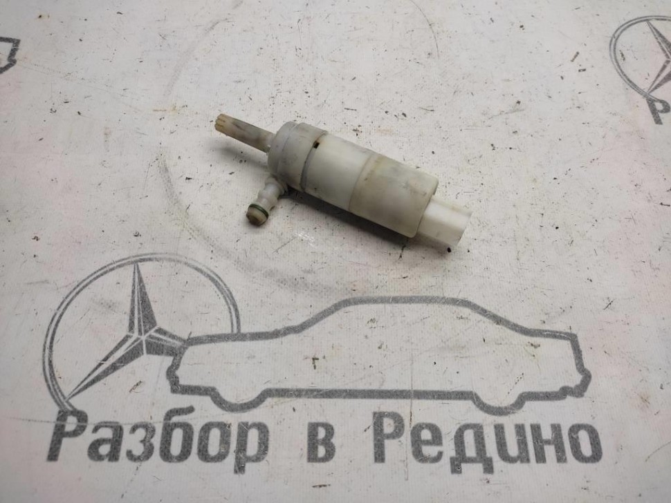 Насос омывателей MERCEDES-BENZ SLK-класс R170 (1996 - 2000) фото 1 — Разборка Мерседес