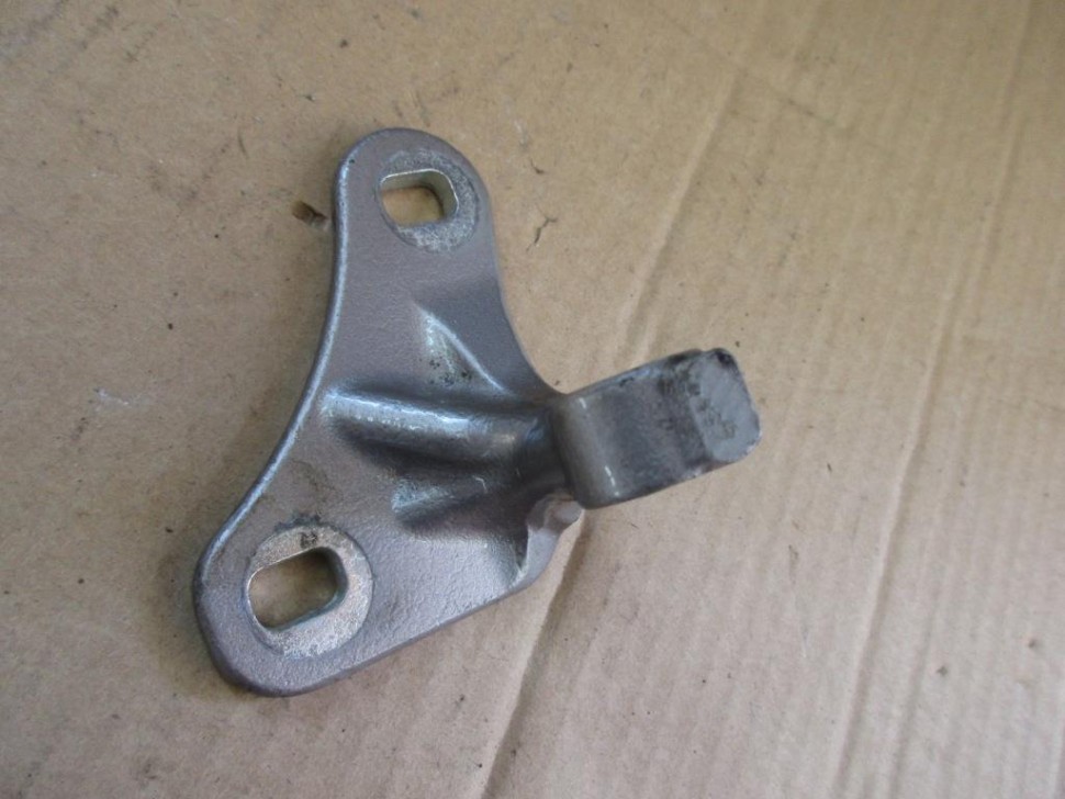 Петля двери MERCEDES-BENZ C-класс W203/S203/CL203 (2000 - 2004) фото 1 — Разборка Мерседес