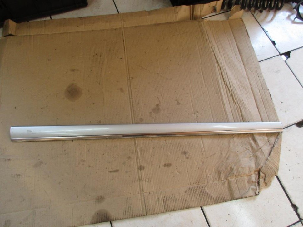 Молдинг двери MERCEDES-BENZ S-класс W220 рестайлинг (2002 - 2005) фото 1 — Разборка Мерседес