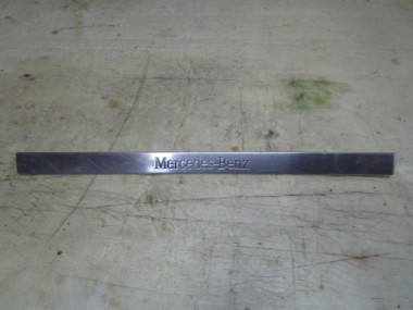 Накладка порога внутренняя MERCEDES-BENZ M-класс W163 рестайлинг (2001 - 2005) — Разборка Мерседес