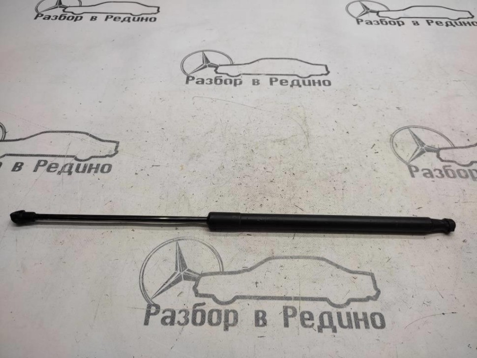 Амортизатор крышки багажника MERCEDES-BENZ C-класс W203/S203/CL203 рестайлинг (2004 - 2008) фото 1 — Разборка Мерседес