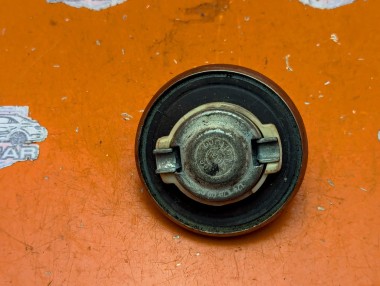 Крышка топливного бака MERCEDES-BENZ G-класс W463 (1990 - 2006) — Разборка Мерседес