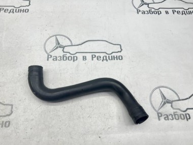 Патрубок радиатора MERCEDES-BENZ A-класс W176 (2012 - 2015) — Разборка Мерседес