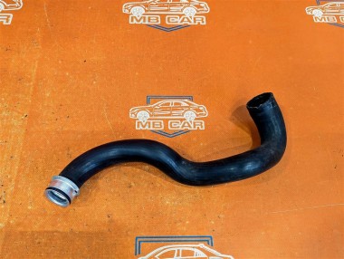 Патрубок радиатора MERCEDES-BENZ E-класс W211/S211 (2002 - 2006) — Разборка Мерседес