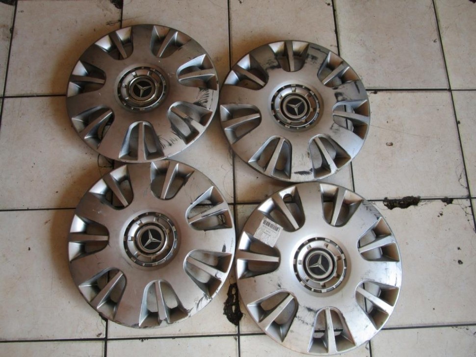 Колпаки колес MERCEDES-BENZ фото 1 — Разборка Мерседес
