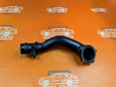 Патрубок впускного коллектора MERCEDES-BENZ CLS-класс C218/X218 рестайлинг (2014 - 2017) — Разборка Мерседес