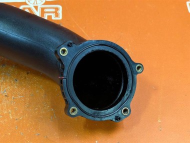 Патрубок впускного коллектора MERCEDES-BENZ CLS-класс C218/X218 рестайлинг (2014 - 2017) — Разборка Мерседес