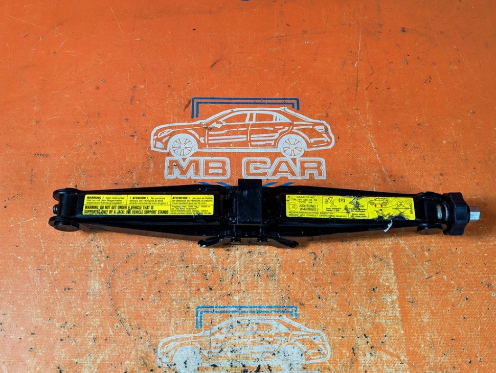 Домкрат MERCEDES-BENZ GLE-класс W166 (2015 - 2018) фото 1 — Разборка Мерседес
