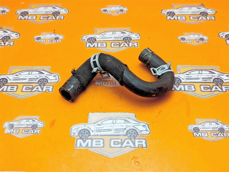 Патрубок ОЖ MERCEDES-BENZ CLA-класс C118/X118 (2019 - 2023) фото 1 — Разборка Мерседес