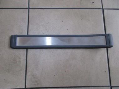 Накладка порога внутренняя MERCEDES-BENZ E-класс W211/S211 (2002 - 2006) — Разборка Мерседес