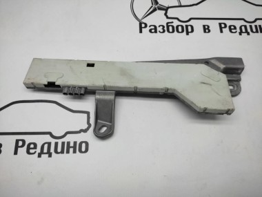 Усилитель антенны MERCEDES-BENZ CLS-класс C219 (2004 - 2008) — Разборка Мерседес