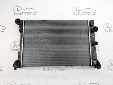 Радиатор MERCEDES-BENZ C-класс W204/S204 (2006 - 2011) — Разборка Мерседес