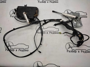 Насос крышки багажника MERCEDES-BENZ M-класс W164 рестайлинг (2008 - 2011) — Разборка Мерседес