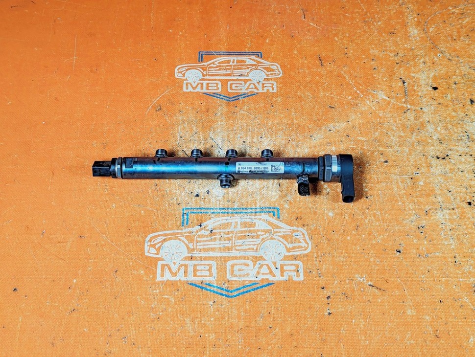 Рампа топливная MERCEDES-BENZ GLC-класс X253 рестайлинг (2019 - 2025) фото 1 &mdash; Разборка Мерседес