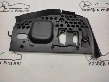 Накладка торпеды MERCEDES-BENZ M-класс W164 (2005 - 2008) — Разборка Мерседес