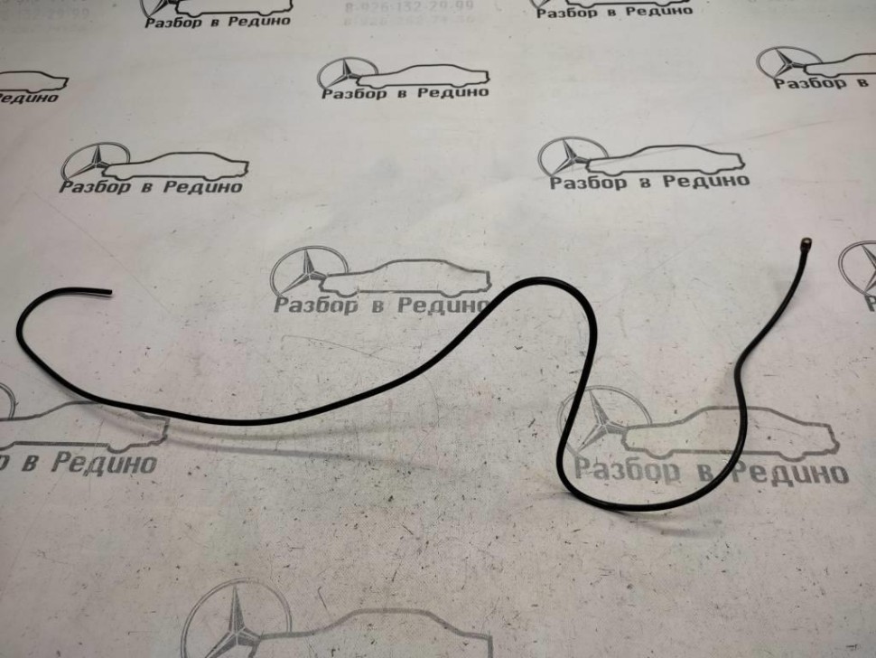 Трубка вентиляции MERCEDES-BENZ G-класс W463 (1990 - 2006) фото 1 — Разборка Мерседес
