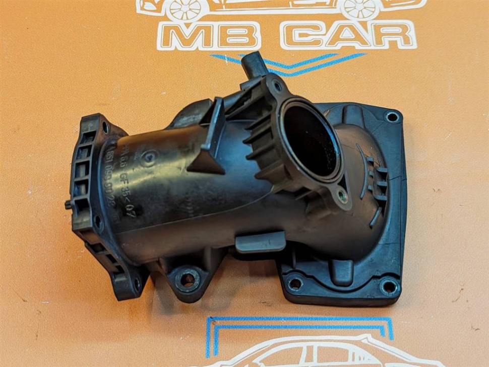 Патрубок впускного коллектора MERCEDES-BENZ Vito W639 (2003 - 2010) фото 1 — Разборка Мерседес