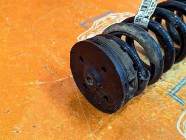 Пружина задняя MERCEDES-BENZ M-класс W164 (2005 - 2008) — Разборка Мерседес