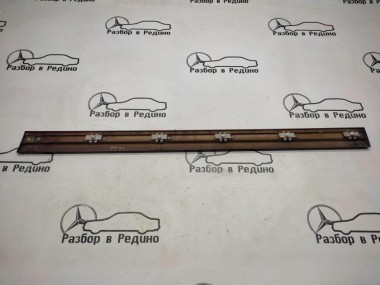 Молдинг двери MERCEDES-BENZ E-класс W210/S210 рестайлинг (1999 - 2003) — Разборка Мерседес