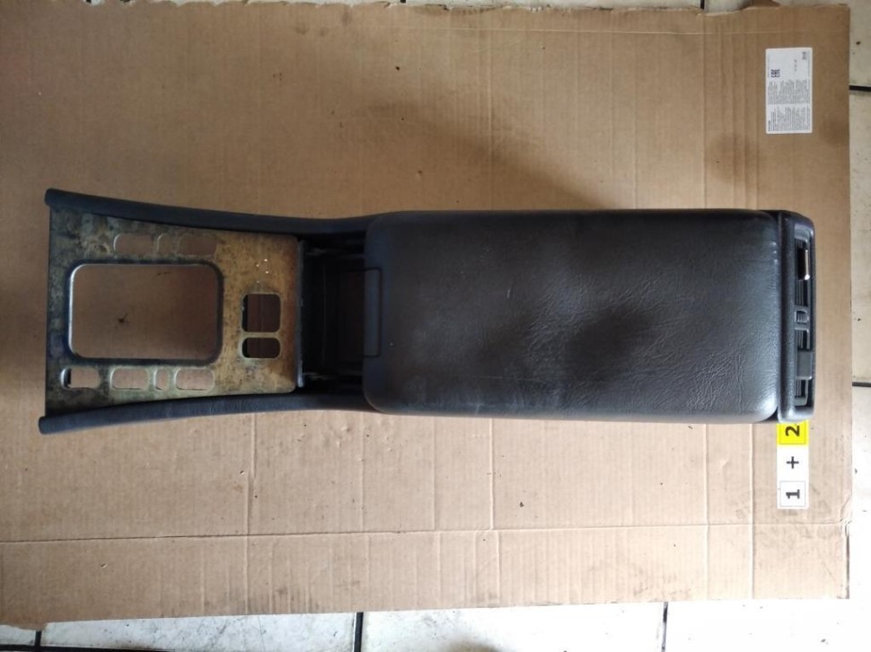 Подлокотник MERCEDES-BENZ E-класс W210/S210 (1995 - 1999) фото 1 — Разборка Мерседес